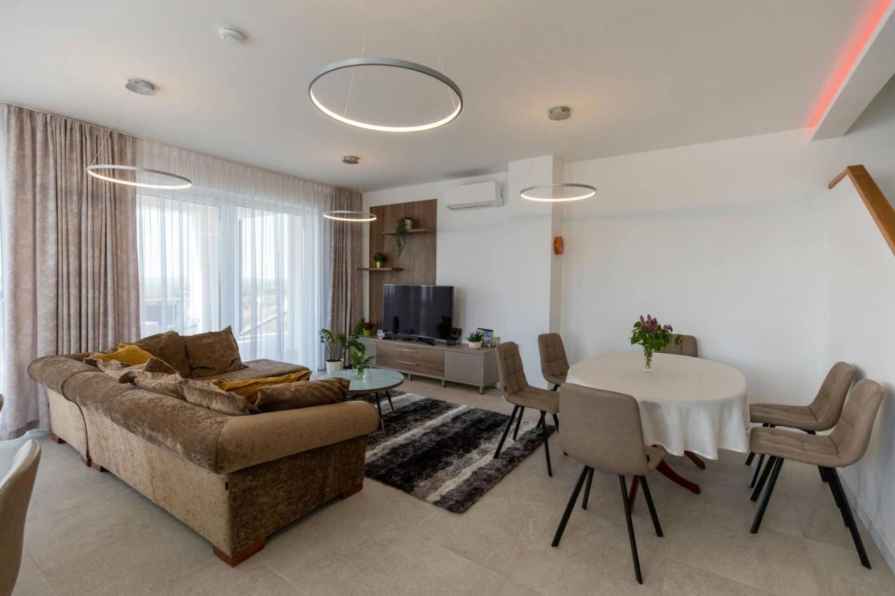 Aszuvilag Rezidencia With Sauna & Jacuzzi Legyesbenye Екстериор снимка