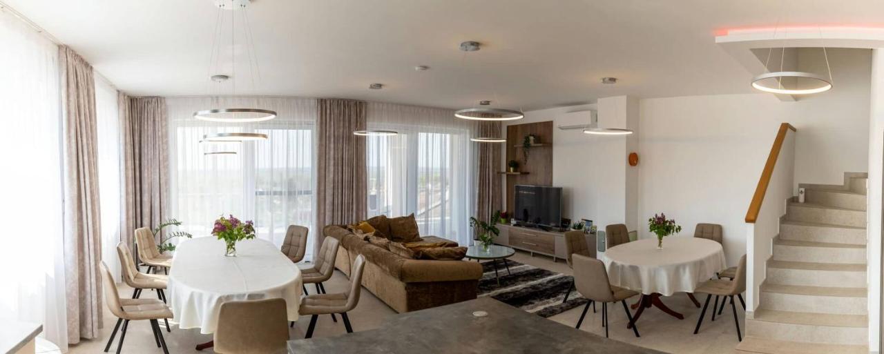 Aszuvilag Rezidencia With Sauna & Jacuzzi Legyesbenye Екстериор снимка
