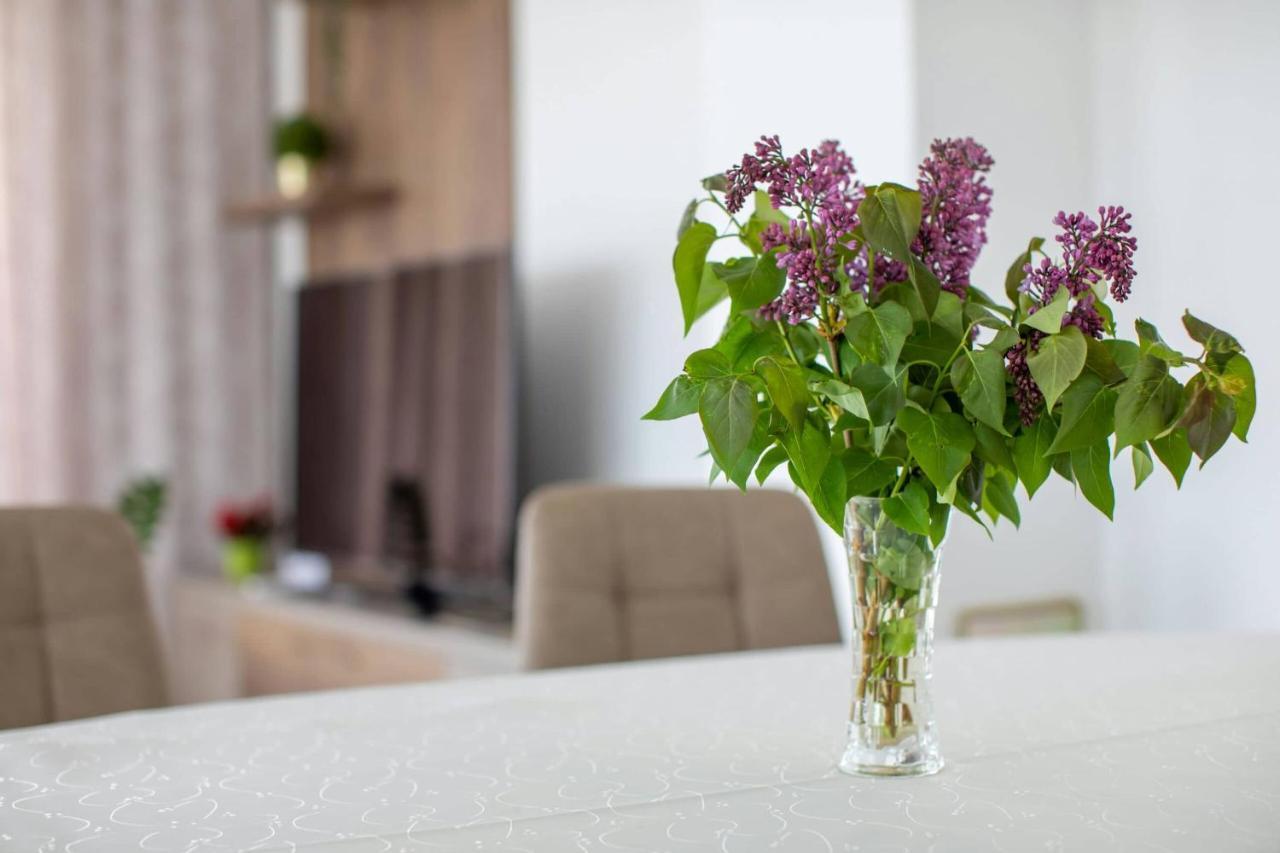 Aszuvilag Rezidencia With Sauna & Jacuzzi Legyesbenye Екстериор снимка