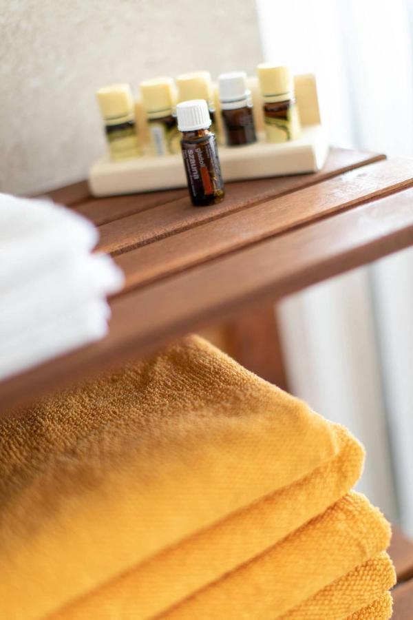 Aszuvilag Rezidencia With Sauna & Jacuzzi Legyesbenye Екстериор снимка