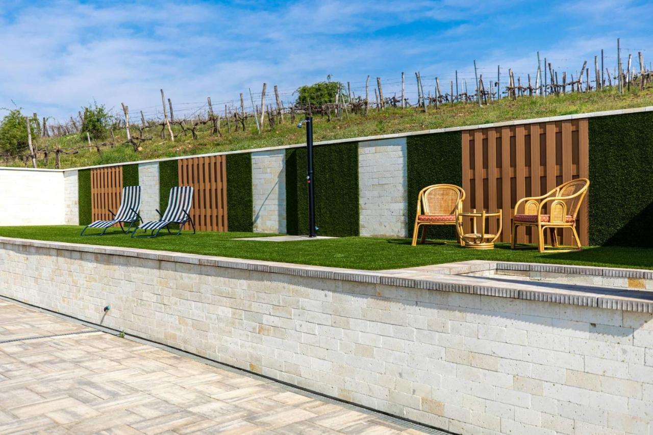 Aszuvilag Rezidencia With Sauna & Jacuzzi Legyesbenye Екстериор снимка