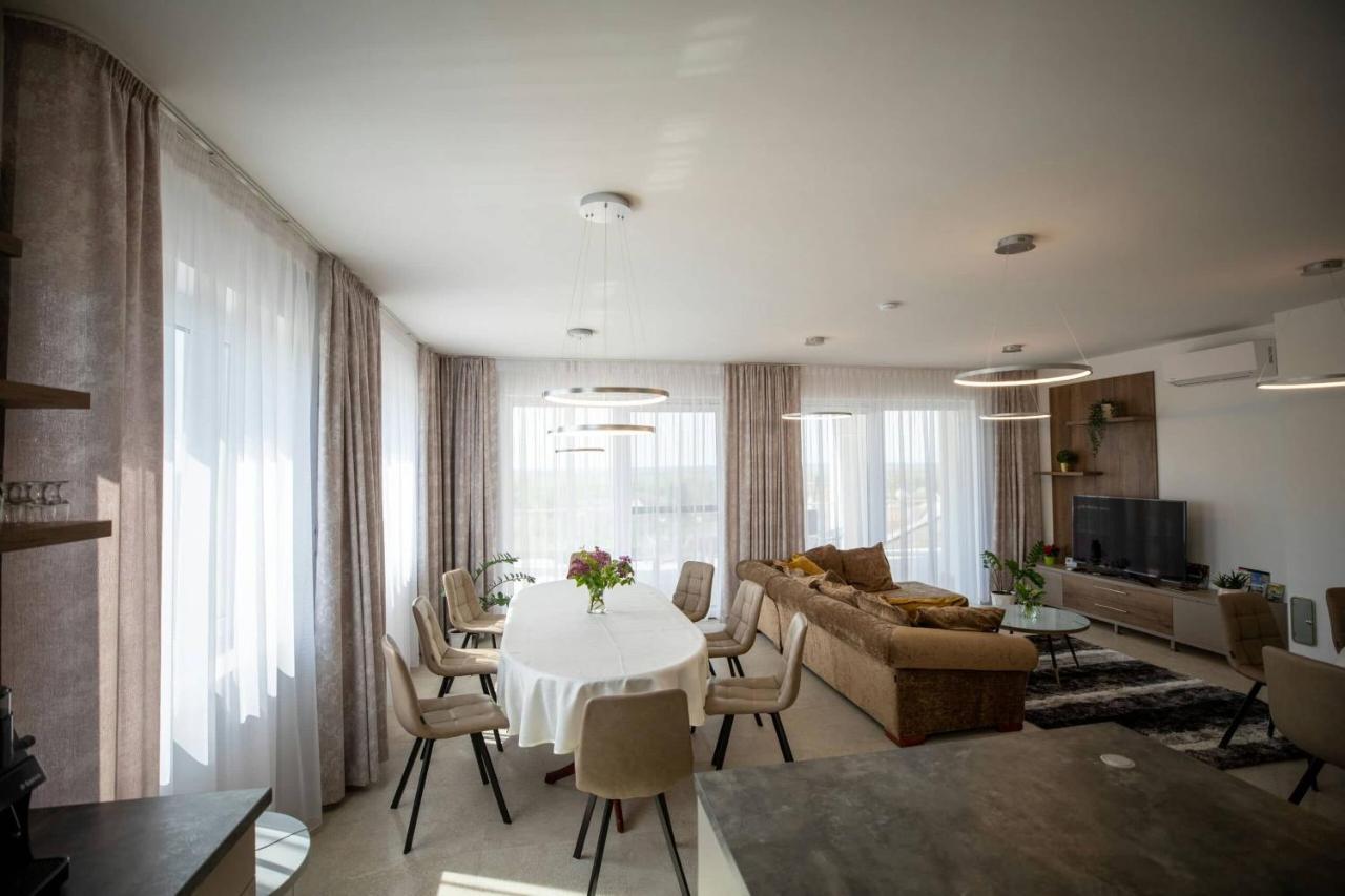 Aszuvilag Rezidencia With Sauna & Jacuzzi Legyesbenye Екстериор снимка