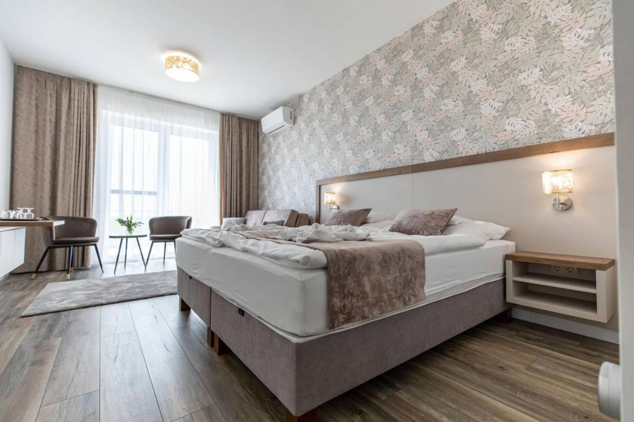 Aszuvilag Rezidencia With Sauna & Jacuzzi Legyesbenye Екстериор снимка